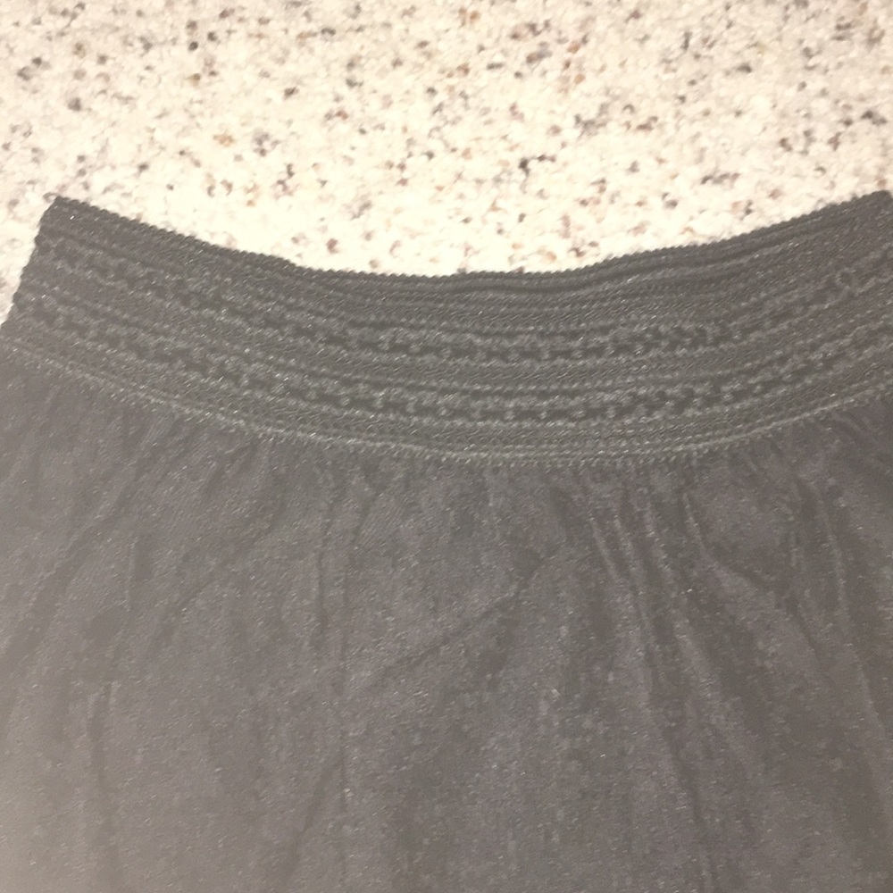 Black Laced Skirt - Picture 2 of 3